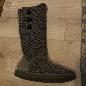 UGG Gray Cardy classic slouch Knit Buttoned Tall Boots or ankle 9